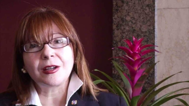 OTRA COLOMBIANA QUE TRIUNFA EN LA NASA