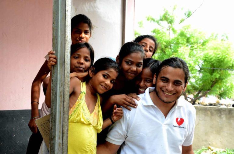 ÉSTAS ORGANIZACIONES BUSCAN VOLUNTARIOS